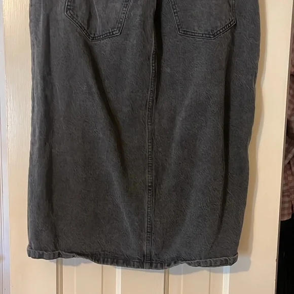 Abercrombie & Fitch Charcoal Denim Skirt - Picture 5 of 6